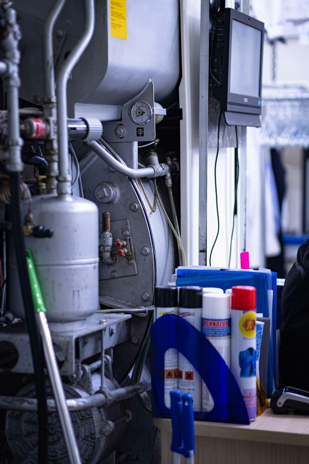 LVI-asentaja työssä — asennustyön hinnoittelu