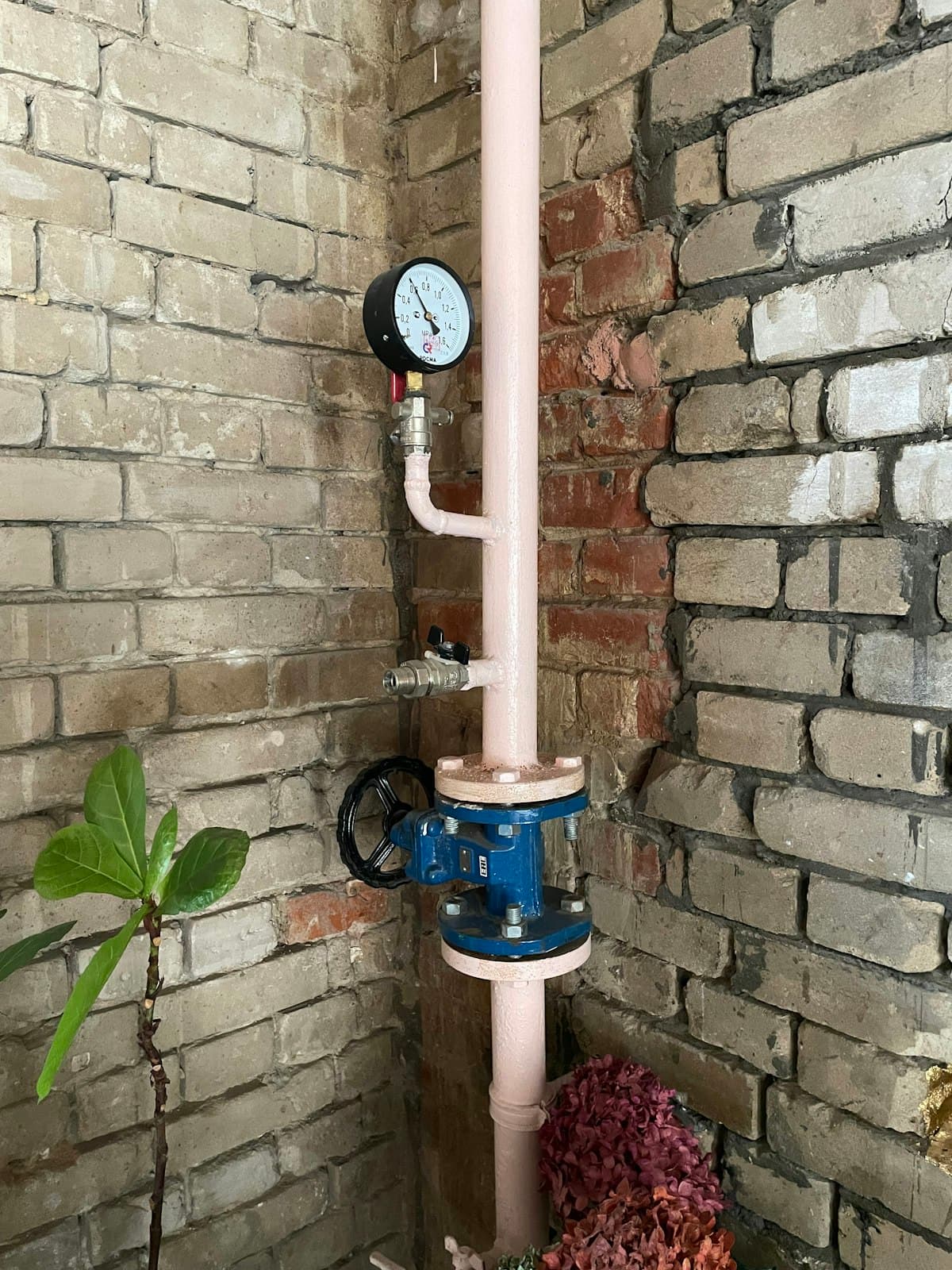 Vesipumppu — LVI-huollon hinnoittelu